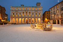 Chiaro di luna su Piazza Vecchia 